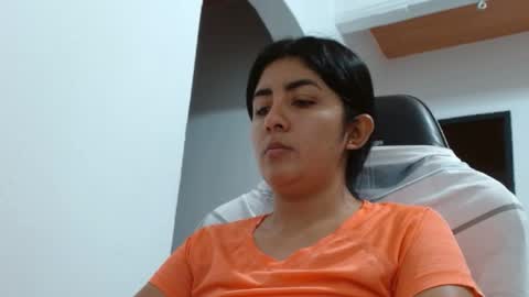 Snapshot of danna_peterson chatting on February 18, 10:58 pm Danna online show from February 18, 10:58 pm