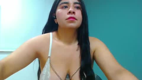 Snapshot of danna_rouses_ chatting on October 8, 12:26 am dannarouses online show from October 8, 12:26 am