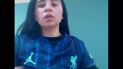 Snapshot of danna_rouses_ chatting on January 4, 1:31 pm dannarouses online show from January 4, 1:31 pm
