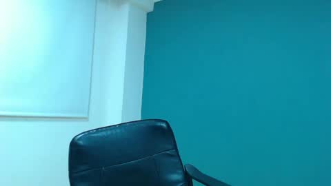 Snapshot of danna_rouses_ chatting on October 10, 4:17 am dannarouses online show from October 10, 4:17 am