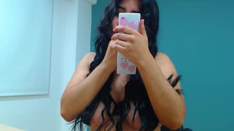 Snapshot of danna_rouses_ chatting on September 21, 1:37 am dannarouses online show from September 21, 1:37 am