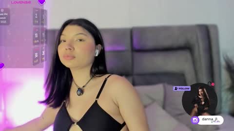 Danna online show from February 2, 7:13 pm