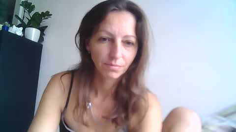 Snapshot of dannica1 chatting on October 2, 7:13 am dannica1 online show from October 2, 7:13 am