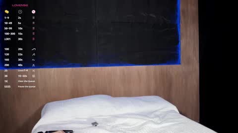 Snapshot of dannymontiel_ chatting on October 20, 10:57 pm dannymontiel_ online show from October 20, 10:57 pm