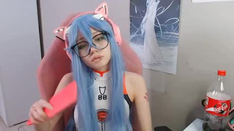 danyelleeyermann online show from April 28, 1:15 pm