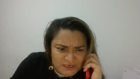 dapnne online show from February 6, 9:29 pm