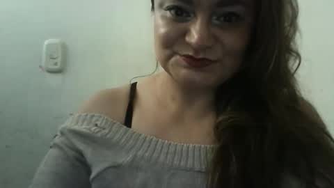 dapnne online show from April 24, 3:59 pm