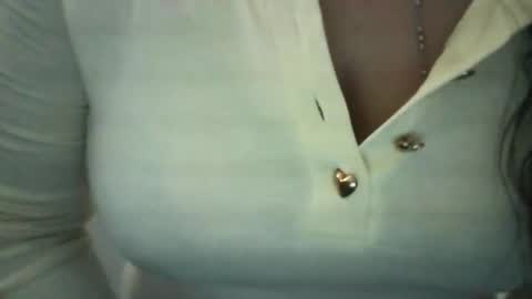 dapnne online show from March 18, 3:50 pm