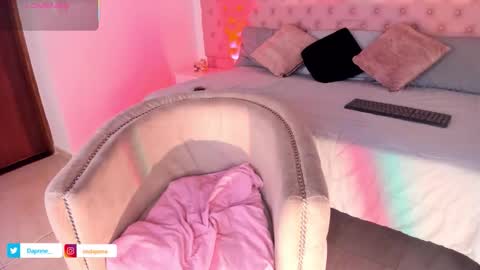 Daphne online show from November 11, 1:08 pm