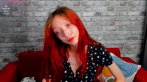 Snapshot of daria_j chatting on September 10, 4:01 am Daria J online show from September 10, 4:01 am