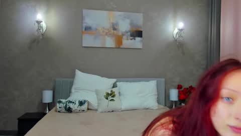 Snapshot of daria_j chatting on October 14, 4:04 am Daria J online show from October 14, 4:04 am