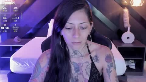 M I K A E L A online show from May 29, 7:12 pm