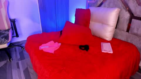 Snapshot of dark_madison chatting on February 25, 8:00 pm CELESTE online show from February 25, 8:00 pm