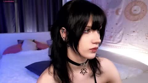 Vamp  online show from November 22, 7:49 pm