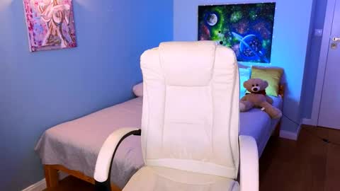 darkmoon____ online show from October 14, 4:53 pm