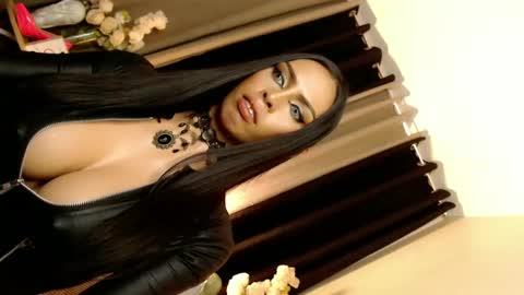 HAPPY BIRTHDAY MISTRESS MADRIANA online show from February 28, 10:41 am