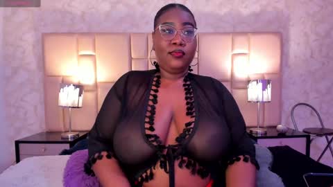 Snapshot of darnellqueen chatting on February 14, 5:51 am Darnell Queen online show from February 14, 5:51 am