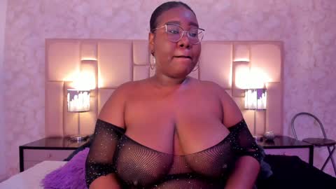 Snapshot of darnellqueen chatting on January 22, 4:34 am Darnell Queen online show from January 22, 4:34 am