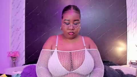 Snapshot of darnellqueen chatting on October 7, 4:06 am Darnell Queen online show from October 7, 4:06 am