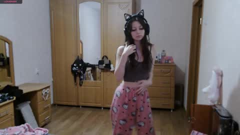 Alice online show from November 6, 8:31 am