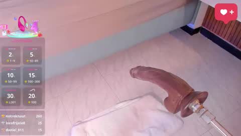 Dayan  online show from November 9, 8:05 pm