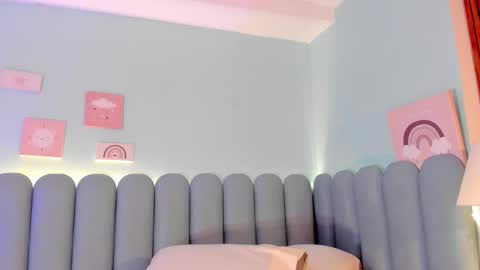 Dayan  online show from November 18, 7:48 pm