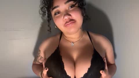 dayqueen1 online show from January 13, 10:19 am