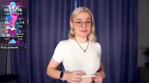 Charlie 18yo online show from November 21, 5:20 am