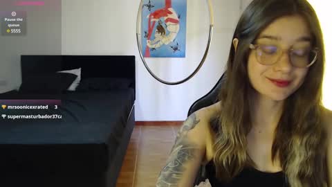 Snapshot of dearlilith6666 chatting on February 4, 2:53 pm dearlilith6666 online show from February 4, 2:53 pm
