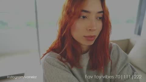 Snapshot of dearnina chatting on October 6, 3:29 pm NINA 30OFF online show from October 6, 3:29 pm