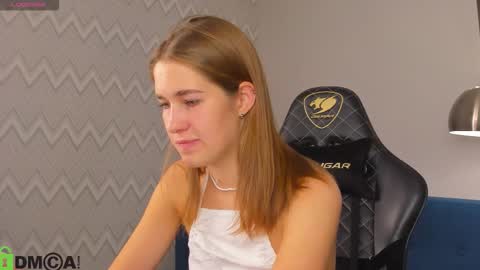 Jennifer online show from September 16, 5:48 am