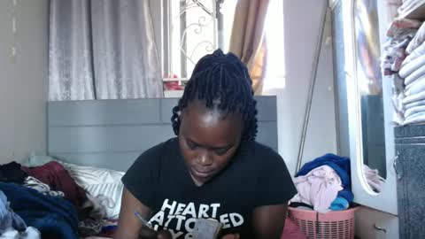 debbyslatter online show from March 5, 5:18 am