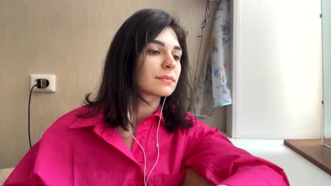 May online show from January 15, 5:57 am