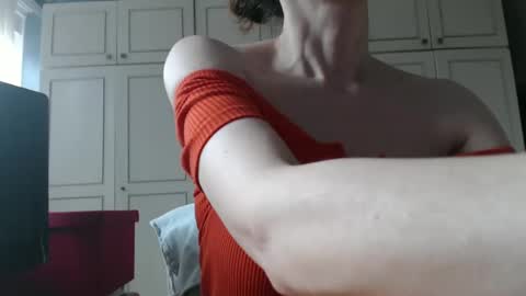 KamiDevi online show from February 16, 1:49 pm