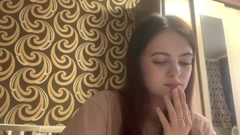 Kiki online show from May 16, 6:16 am