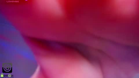 Snapshot of delicious_mila chatting on March 2, 4:50 am Mila online show from March 2, 4:50 am
