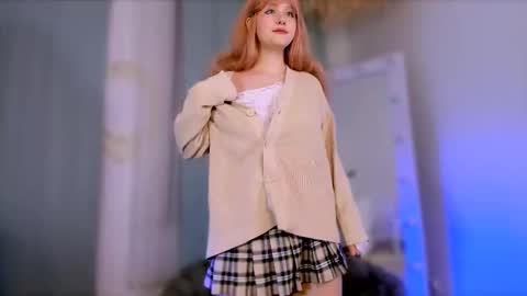 Delilah or Laila online show from March 15, 11:07 pm