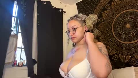 TankinBody online show from February 7, 5:07 pm