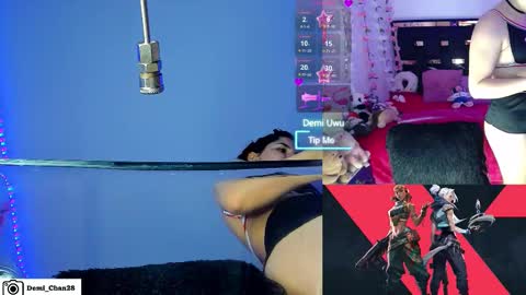 demiii online show from March 25, 9:23 am