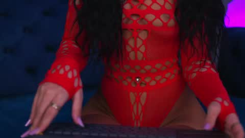 denisedevilles online show from April 25, 8:39 pm