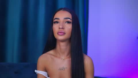 denisedevilles online show from May 26, 11:15 pm
