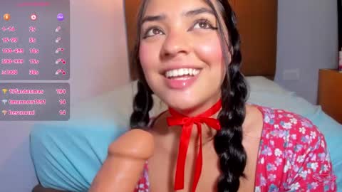 Snapshot of deniserichard2 chatting on December 2, 7:10 am D E N I S online show from December 2, 7:10 am