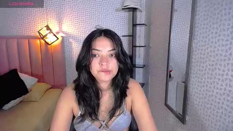 Snapshot of deniserichard2 chatting on October 12, 1:13 pm D E N I S online show from October 12, 1:13 pm