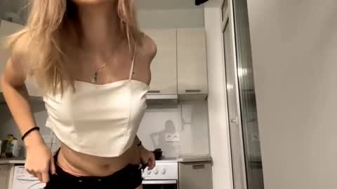 Denni online show from September 23, 5:11 pm