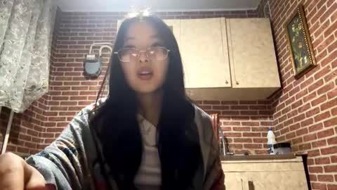 Emma online show from October 7, 2:32 pm