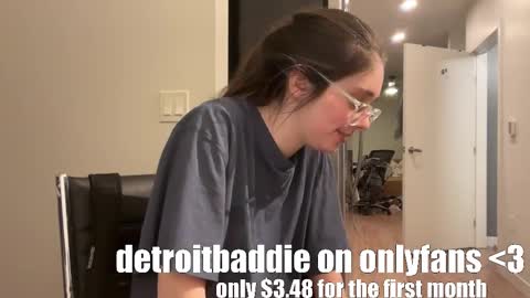 detroitbaddie online show from March 10, 12:18 am