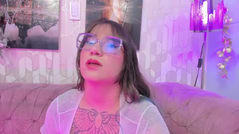 Deva Blue online show from January 4, 2:46 am