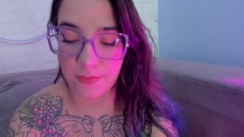 Deva Blue online show from February 10, 12:30 am