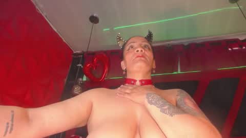 devil_taylorx online show from January 13, 4:44 pm