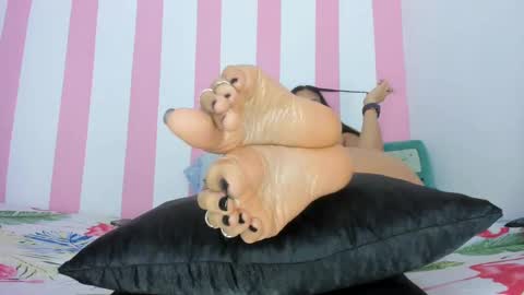 Snapshot of devilangel_29 chatting on September 20, 1:05 am Johana online show from September 20, 1:05 am